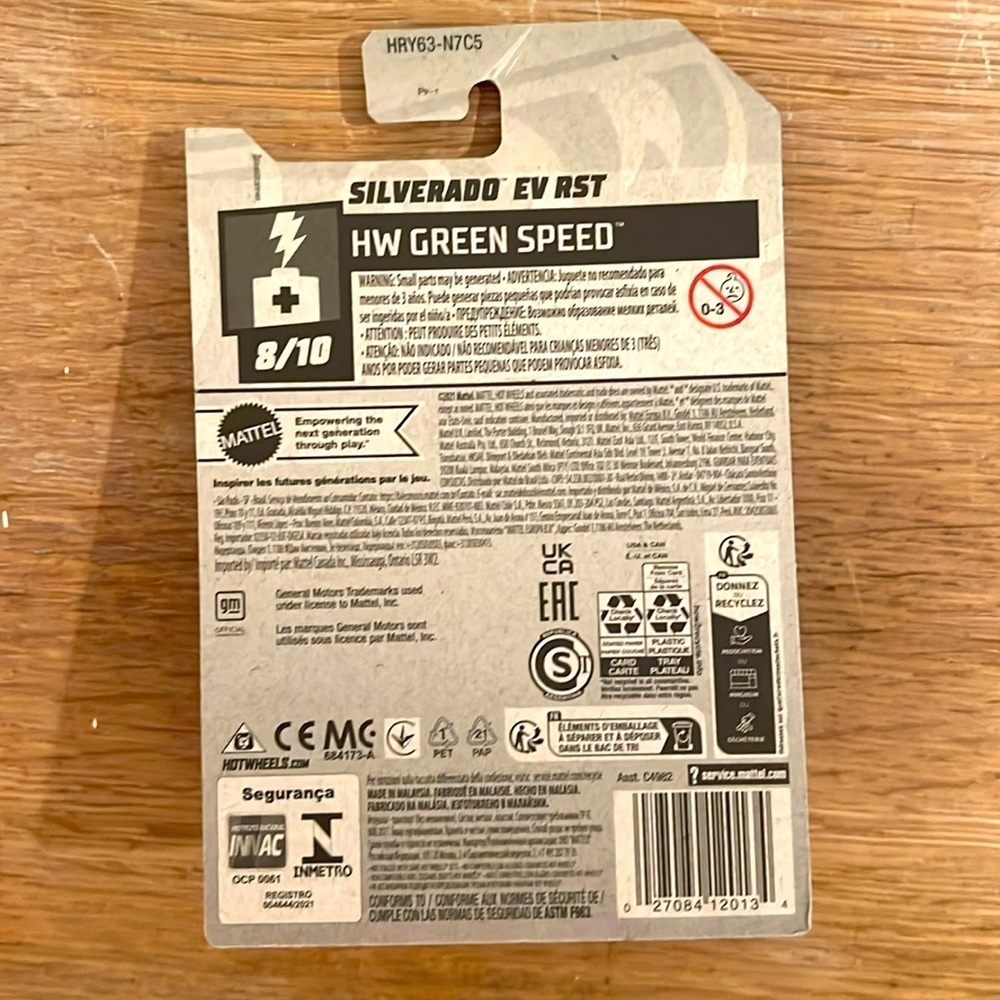 Hot Wheels 🚙 Silverado Blue Pickup – New on Card • Collector Die-Cast - Picture 9 of 10